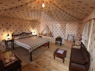 Отель The Balmoral Camp Bliss By Sahastra Seasons Раникхет Экстерьер фото