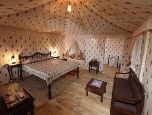 Отель The Balmoral Camp Bliss By Sahastra Seasons Раникхет Экстерьер фото